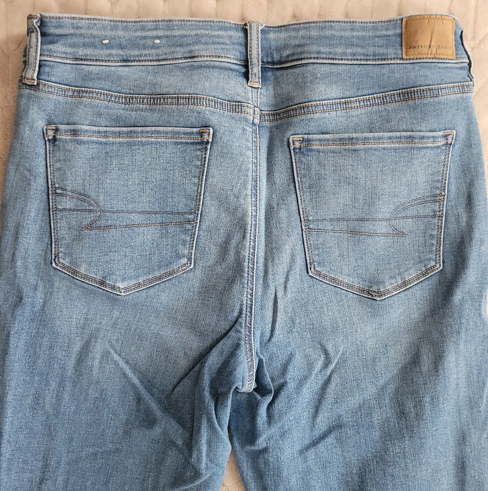 AMERICAN EAGLE (14) - Picture 7 of 9